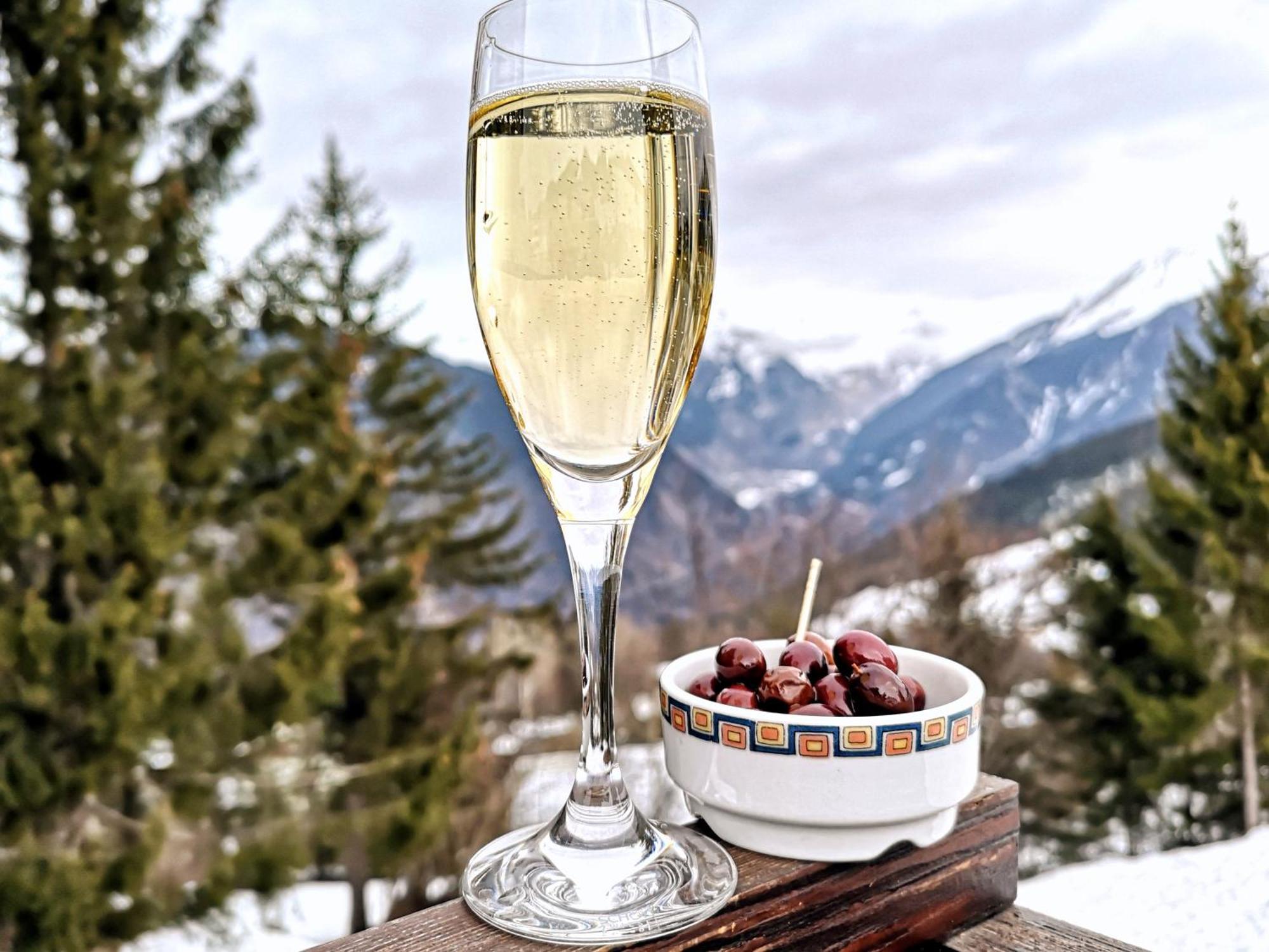 Hotel Les Flocons Courchevel Eksteriør bilde